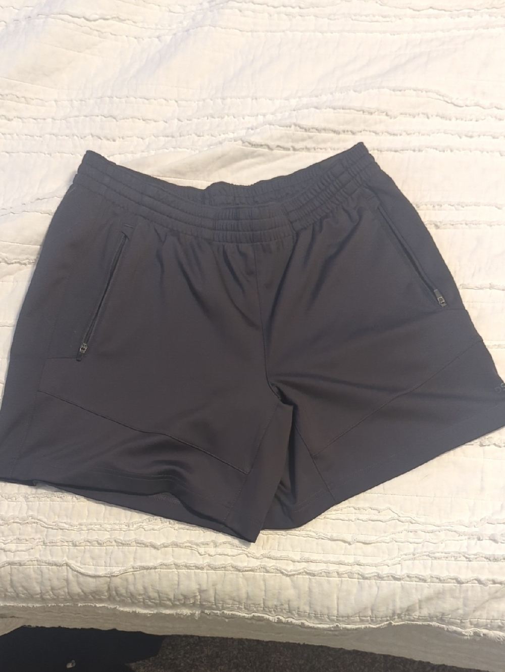 DSG Men's 6" Charcoal Athletic Shorts with Elastic Waistband